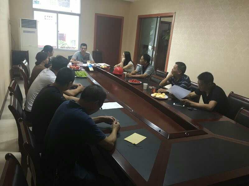 2017年7月1日黨員會(huì)議《會(huì)議主題：一、學(xué)習(xí)廖俊波找差距、抓落實(shí)主題組織生活會(huì)。二、學(xué)習(xí)袁毅同志在學(xué)習(xí)廖俊波同志先進(jìn)事跡座談會(huì)上的講話。三、劉云山在福建調(diào)研時(shí)強(qiáng)調(diào)學(xué)習(xí)弘揚(yáng)廖俊波同志崇高精神在為民實(shí)干中發(fā)揮先鋒模范作用的文章?！? onmousewheel=