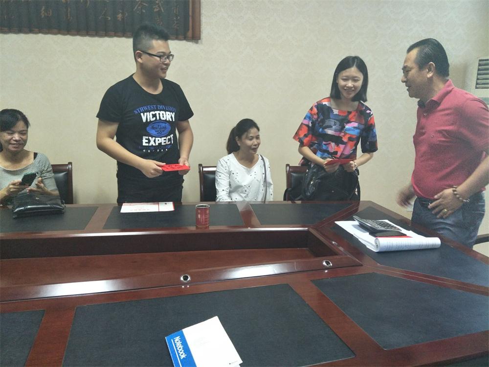 福建易順建筑工程有限公司2017年第一屆：“金秋助學，學子圓夢，誠信你我，感恩社會”