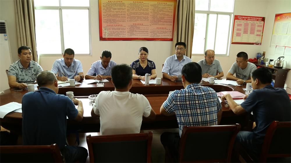 福建易順建筑工程有限公司“互動(dòng)聯(lián)動(dòng)、掛鉤幫扶”招沙甲村貧困戶捐贈(zèng)儀式