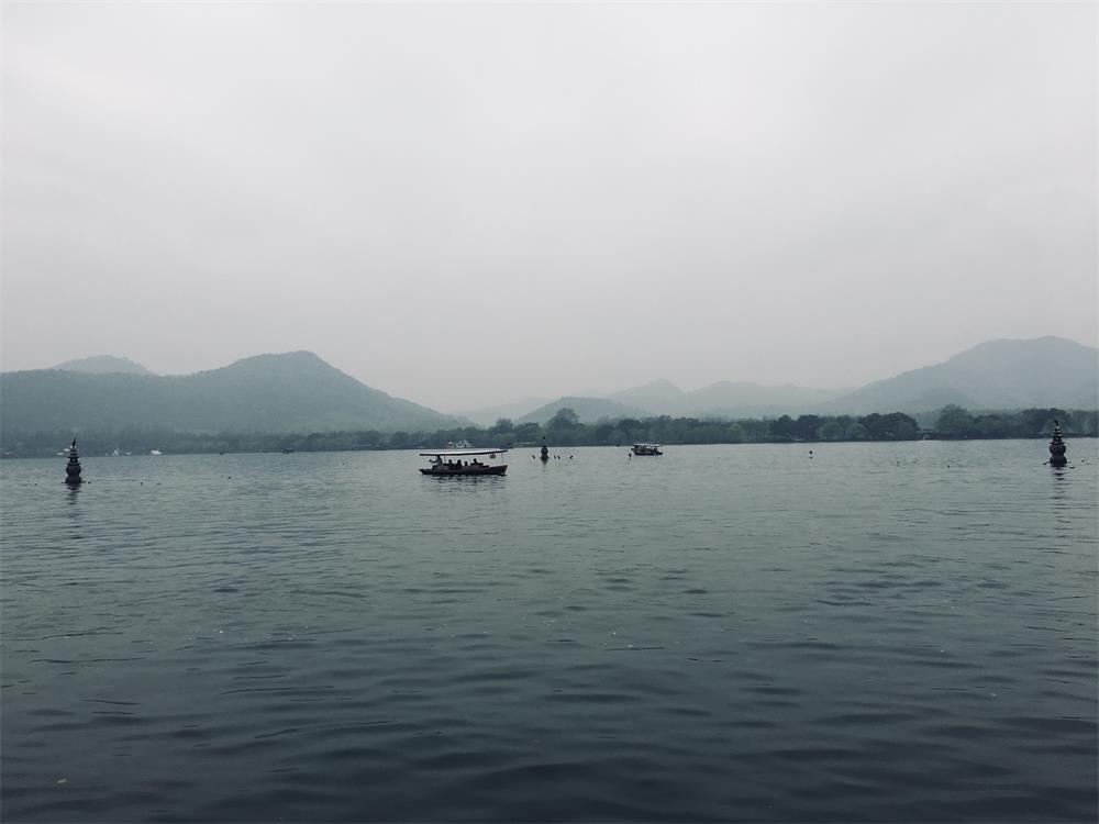 三·八婦女節(jié)公司組織杭州、烏鎮(zhèn)三日游