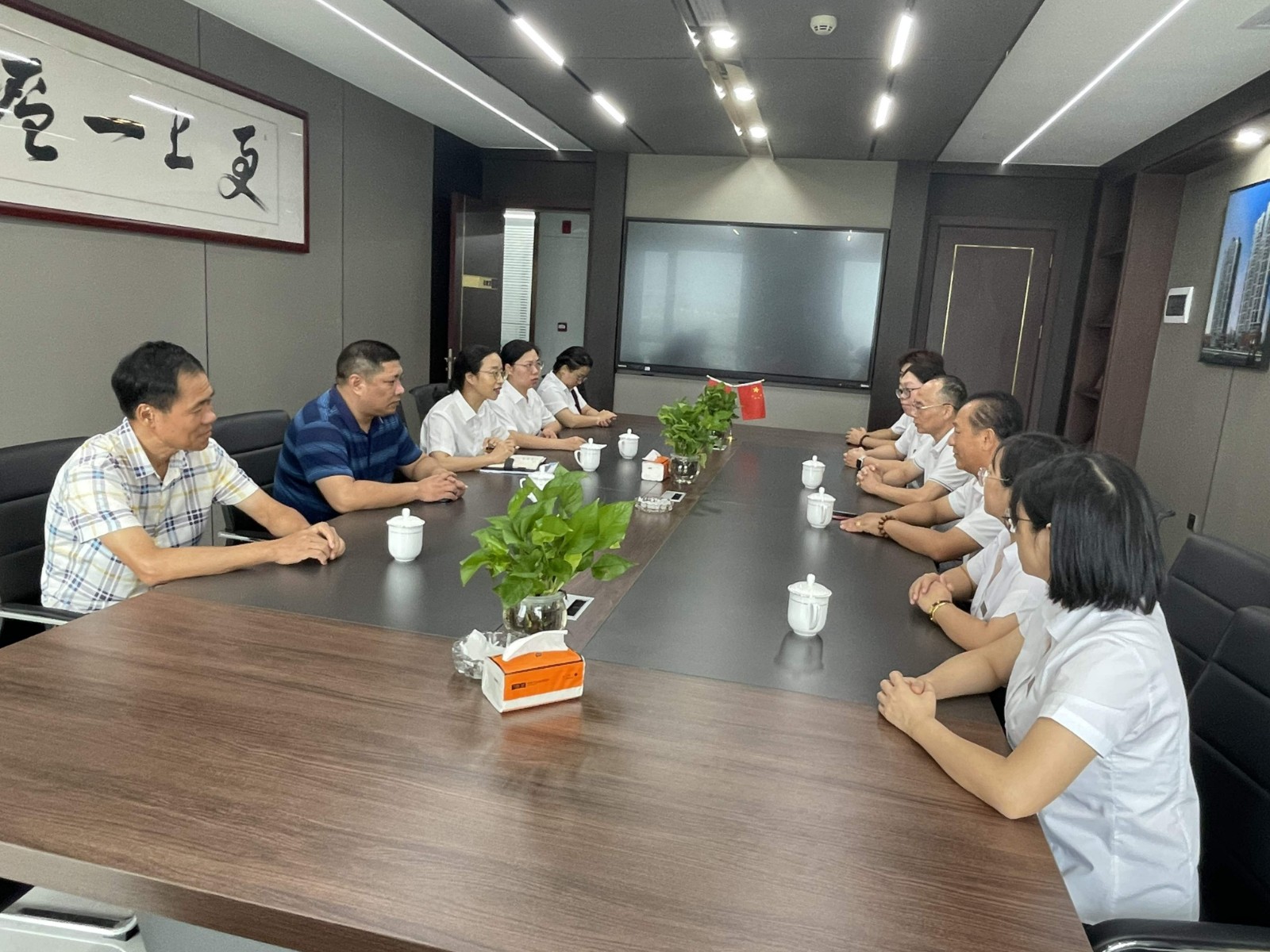 松溪縣人民法院深入企業(yè)，提供貼心指導助力企業(yè)發(fā)展