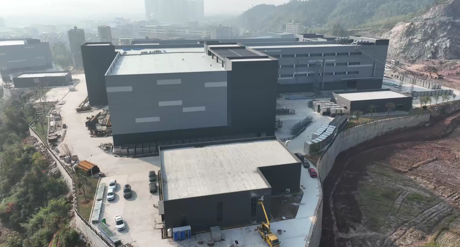 福建松溪經(jīng)濟開發(fā)區(qū)東園新型紡織專業(yè)園標(biāo)準(zhǔn)化廠房項目一期已完工，準(zhǔn)備驗收