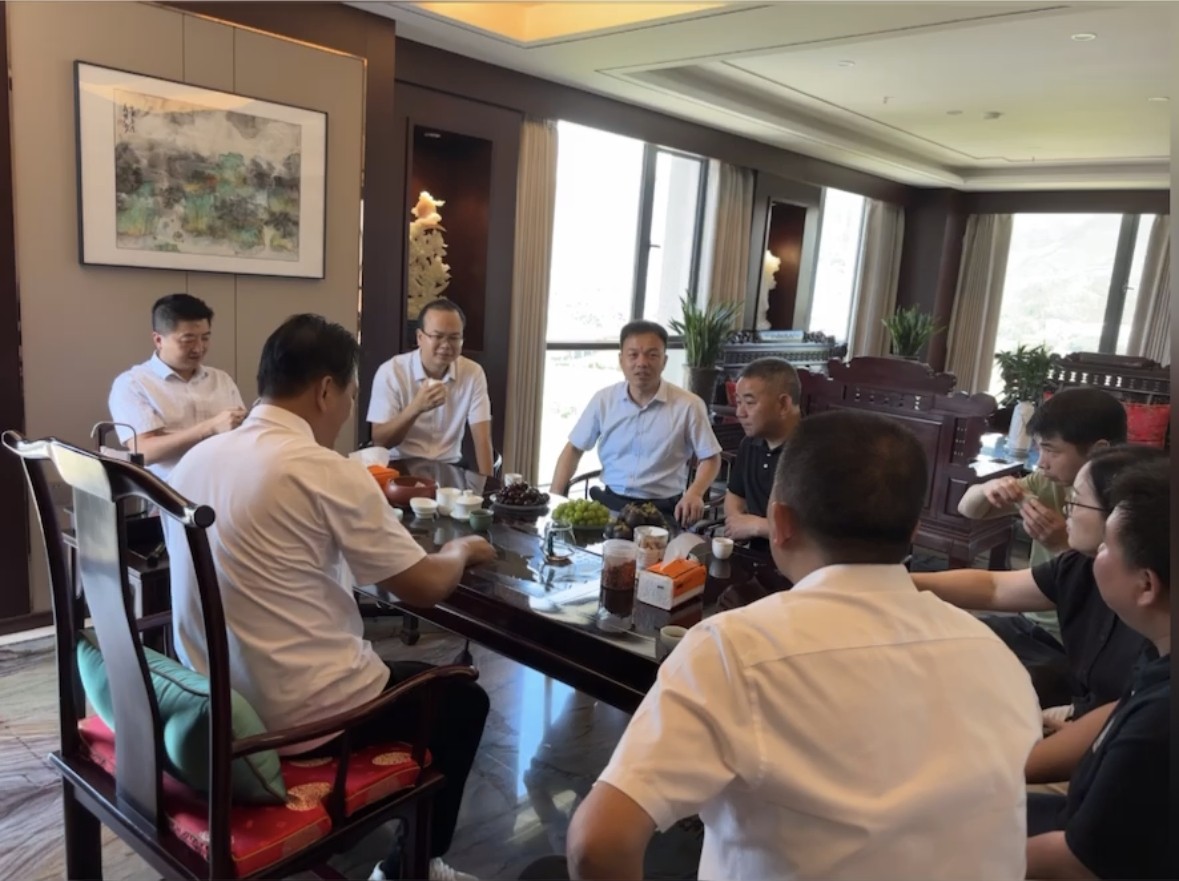 南平市住建局領(lǐng)導(dǎo)蒞臨易順建工集團(tuán)有限公司，共話建筑行業(yè)新機(jī)遇與挑戰(zhàn)