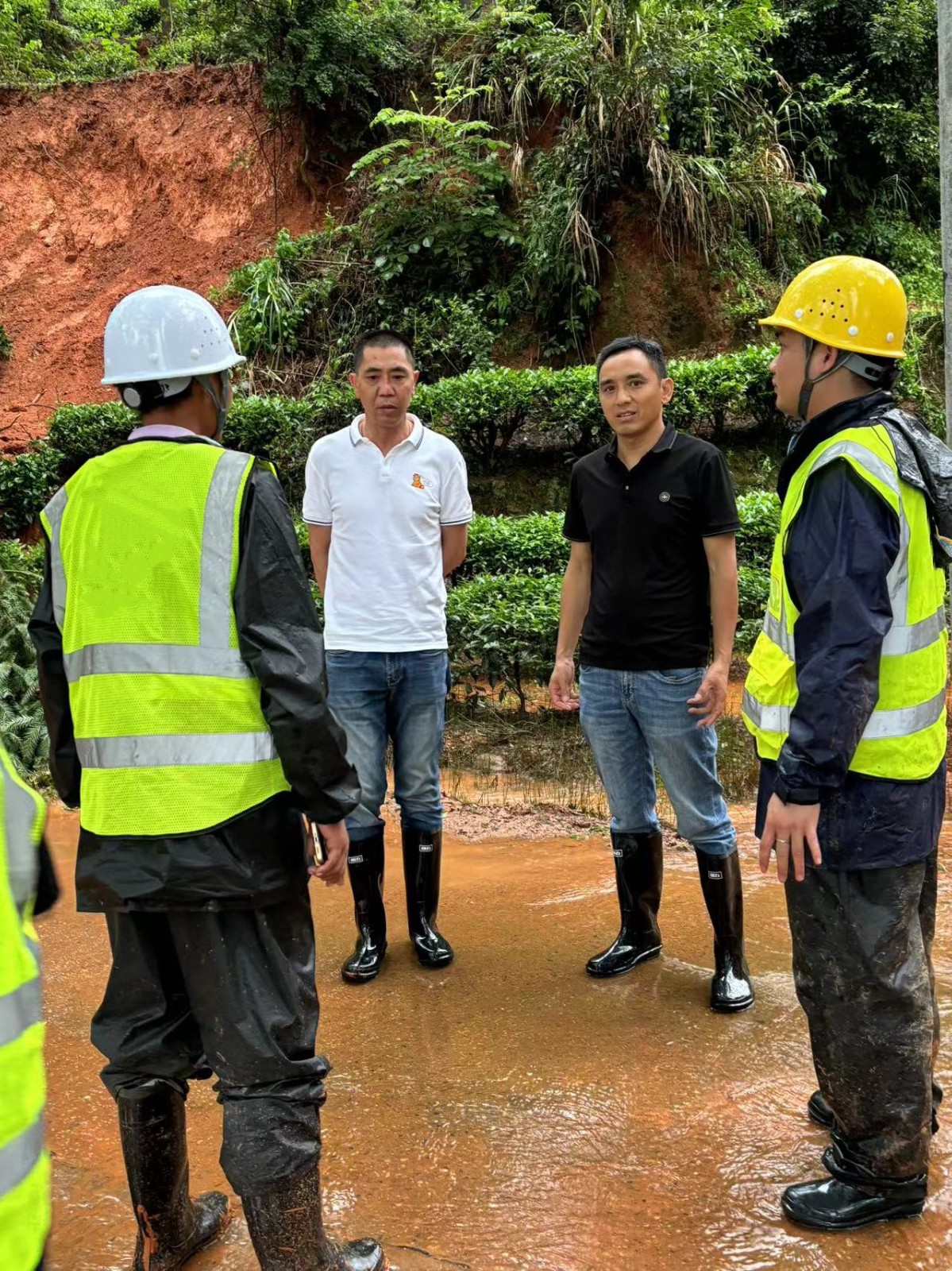 易順搶險顯擔(dān)當(dāng)，傳遞社會正能量