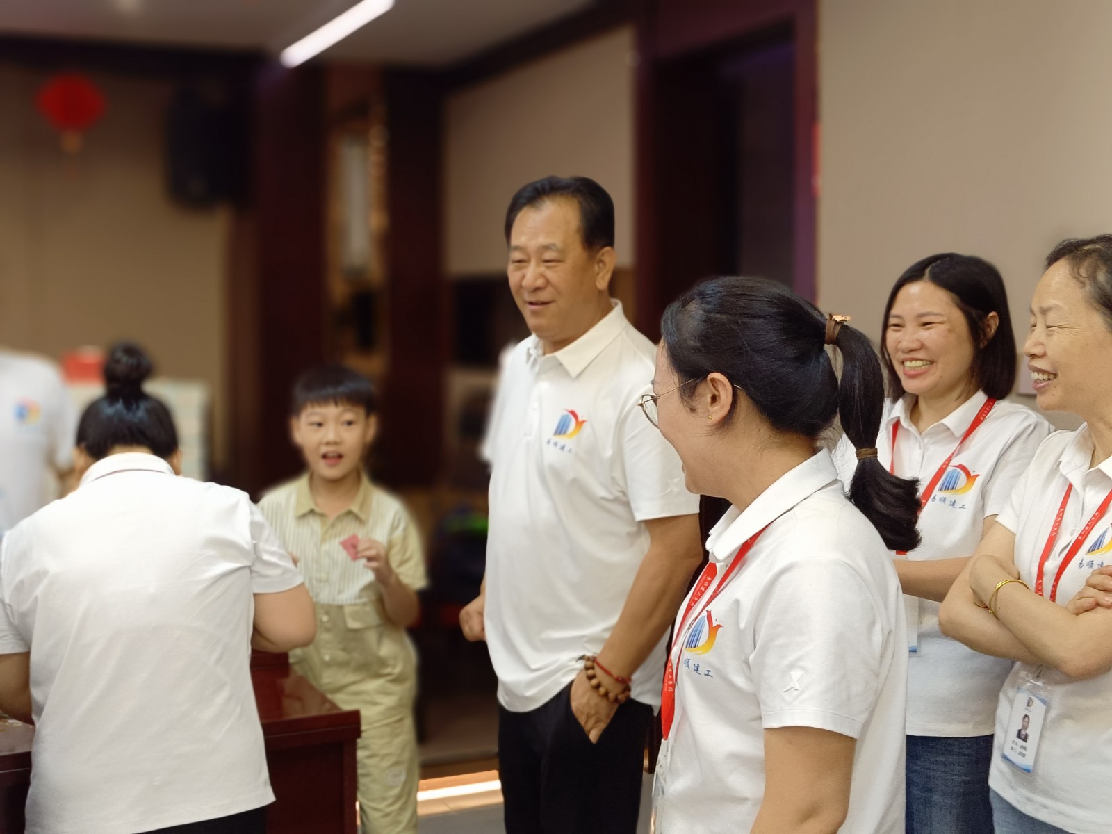 “易聚中秋團圓意，順啟事業(yè)新篇章”易順建工集團2024年中秋活動圓滿舉行