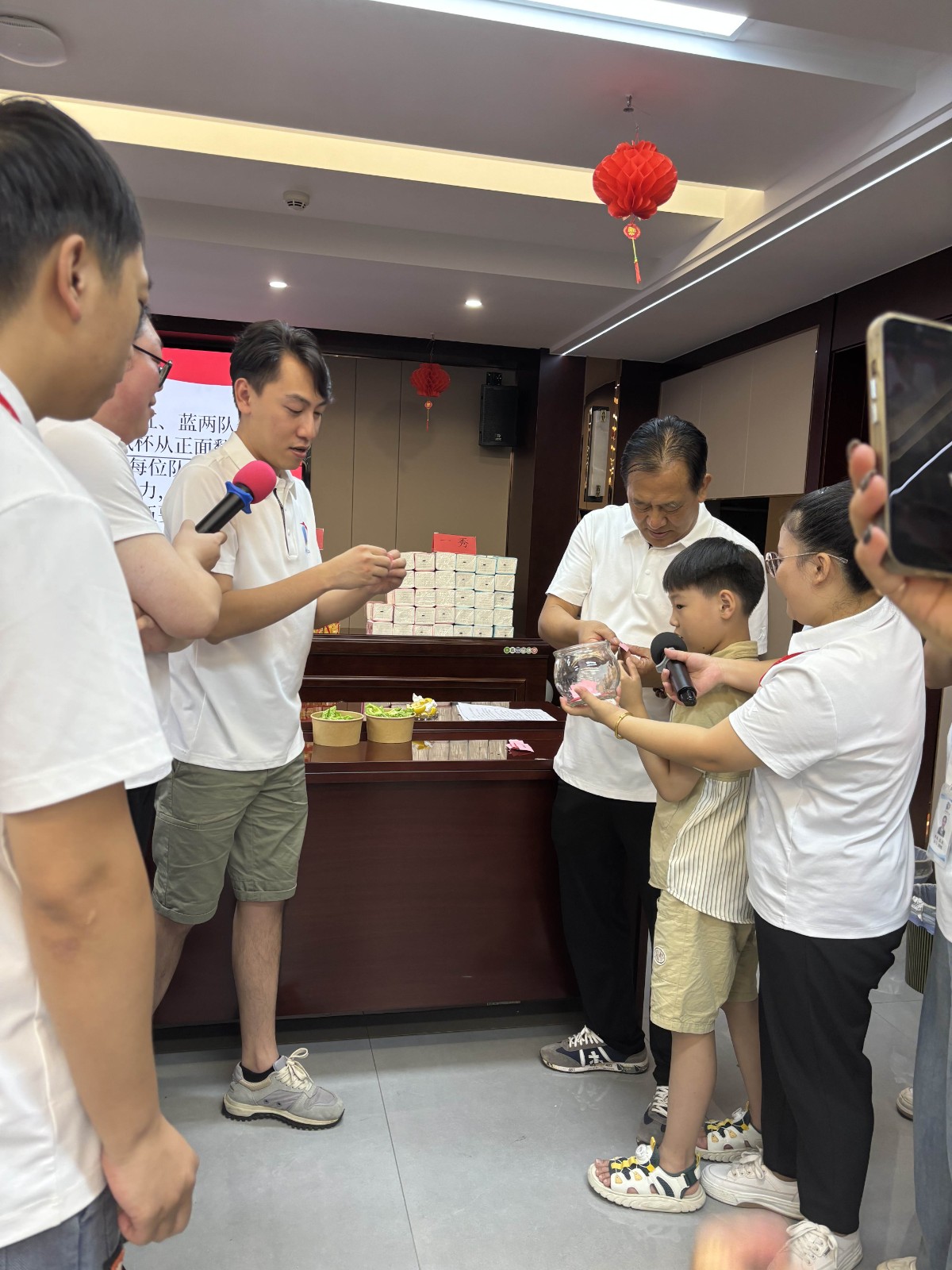 “易聚中秋團圓意，順啟事業(yè)新篇章”易順建工集團2024年中秋活動圓滿舉行