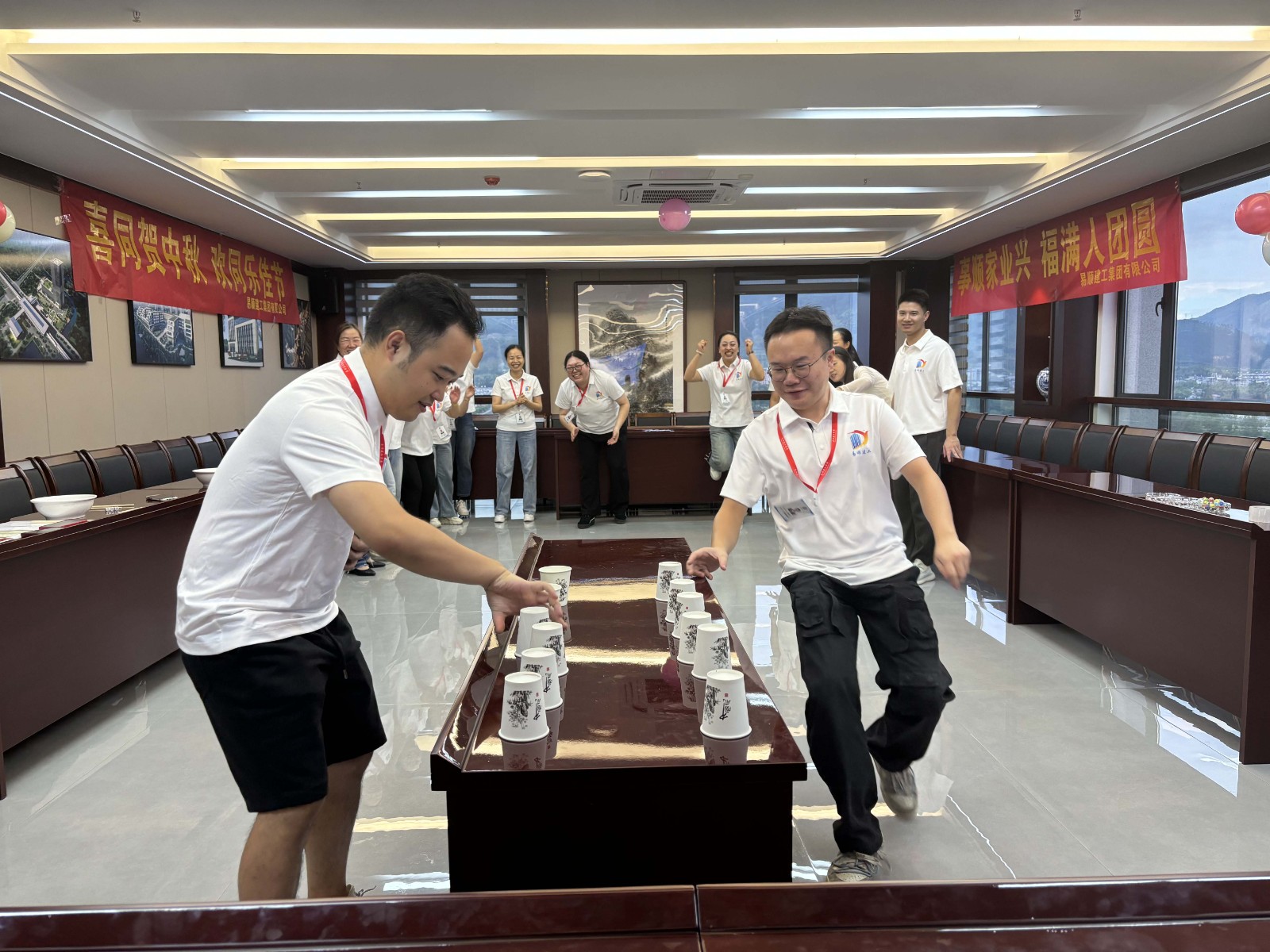 “易聚中秋團圓意，順啟事業(yè)新篇章”易順建工集團2024年中秋活動圓滿舉行