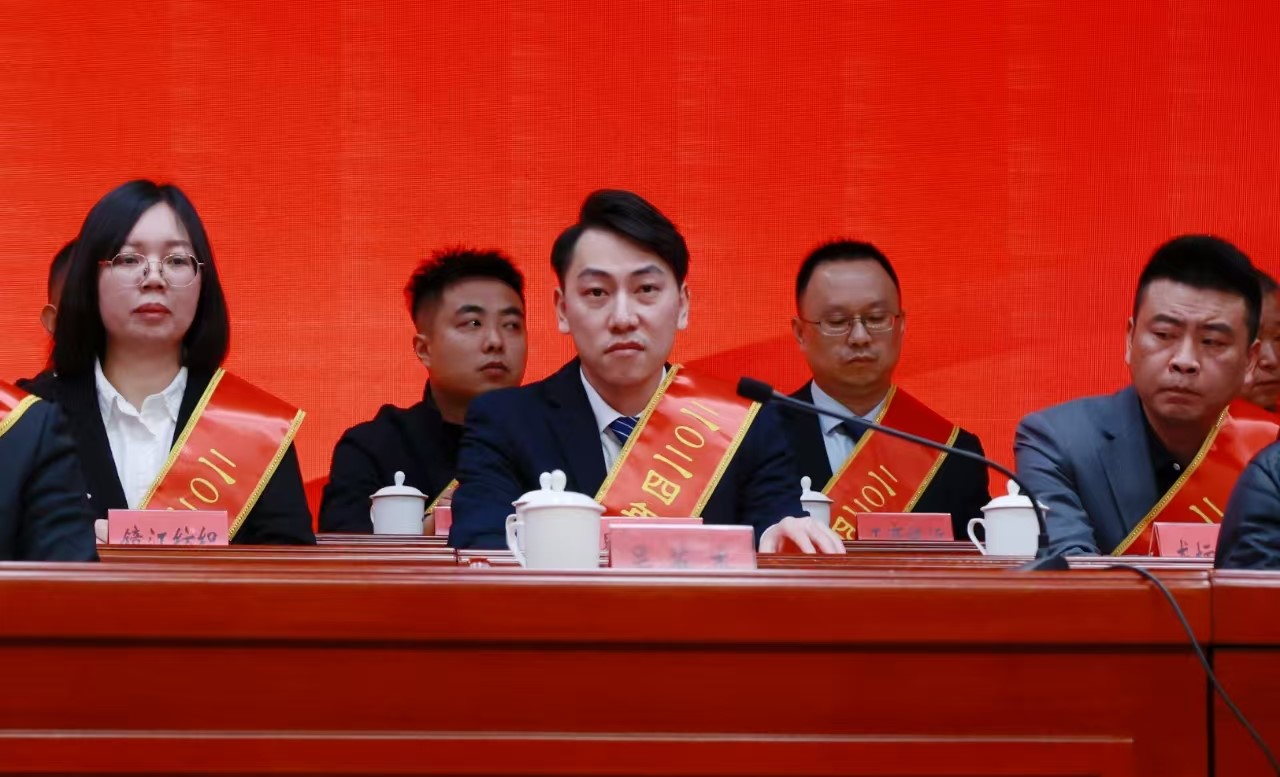 喜報！易順建工集團(tuán)榮獲“松溪縣2024年度納稅貢獻(xiàn)企業(yè)”稱號