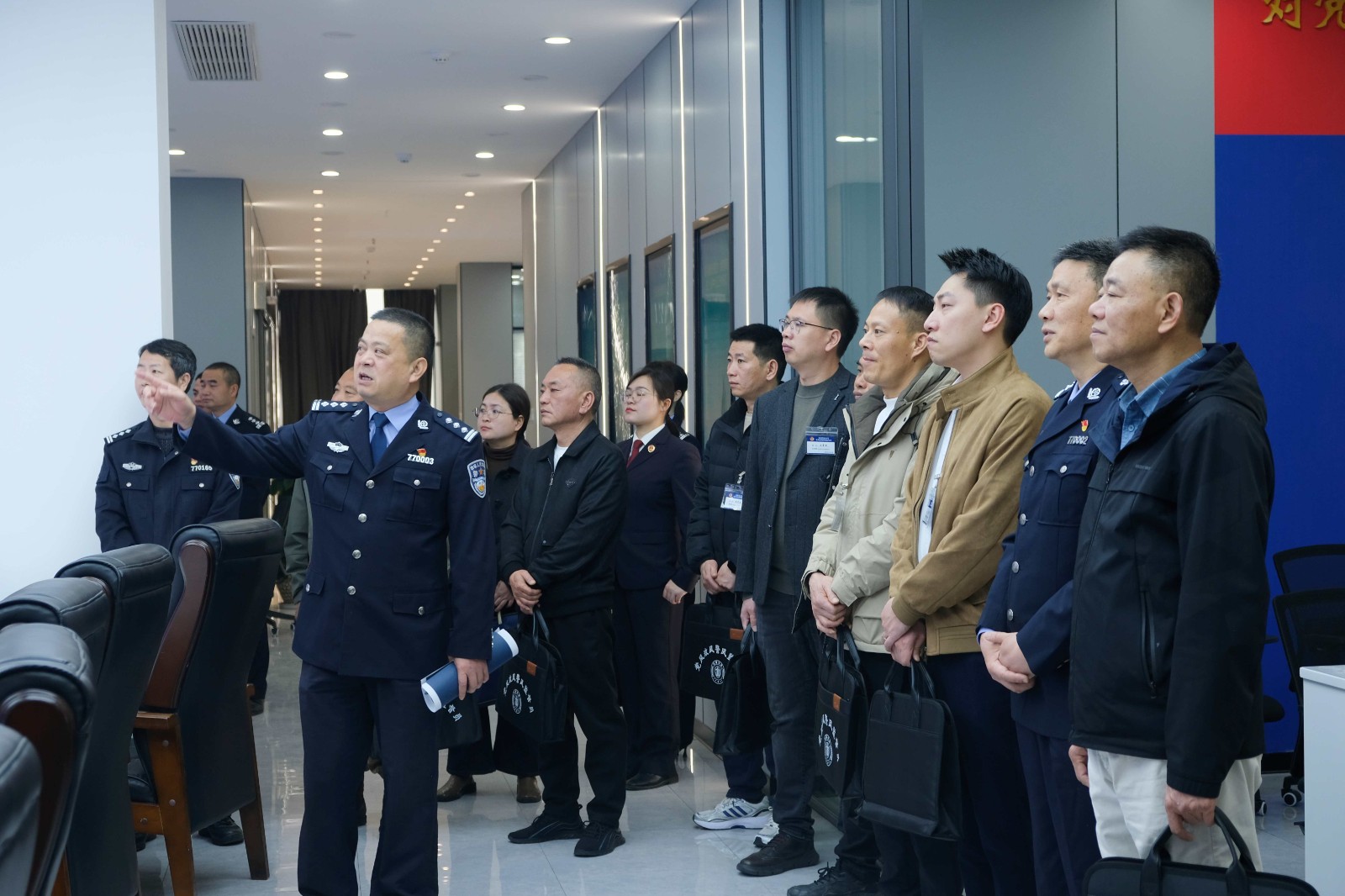 熱烈祝賀易順建工集團(tuán)有限公司總經(jīng)理李晉恒受聘松溪縣公安局黨風(fēng)政風(fēng)警風(fēng)監(jiān)督員