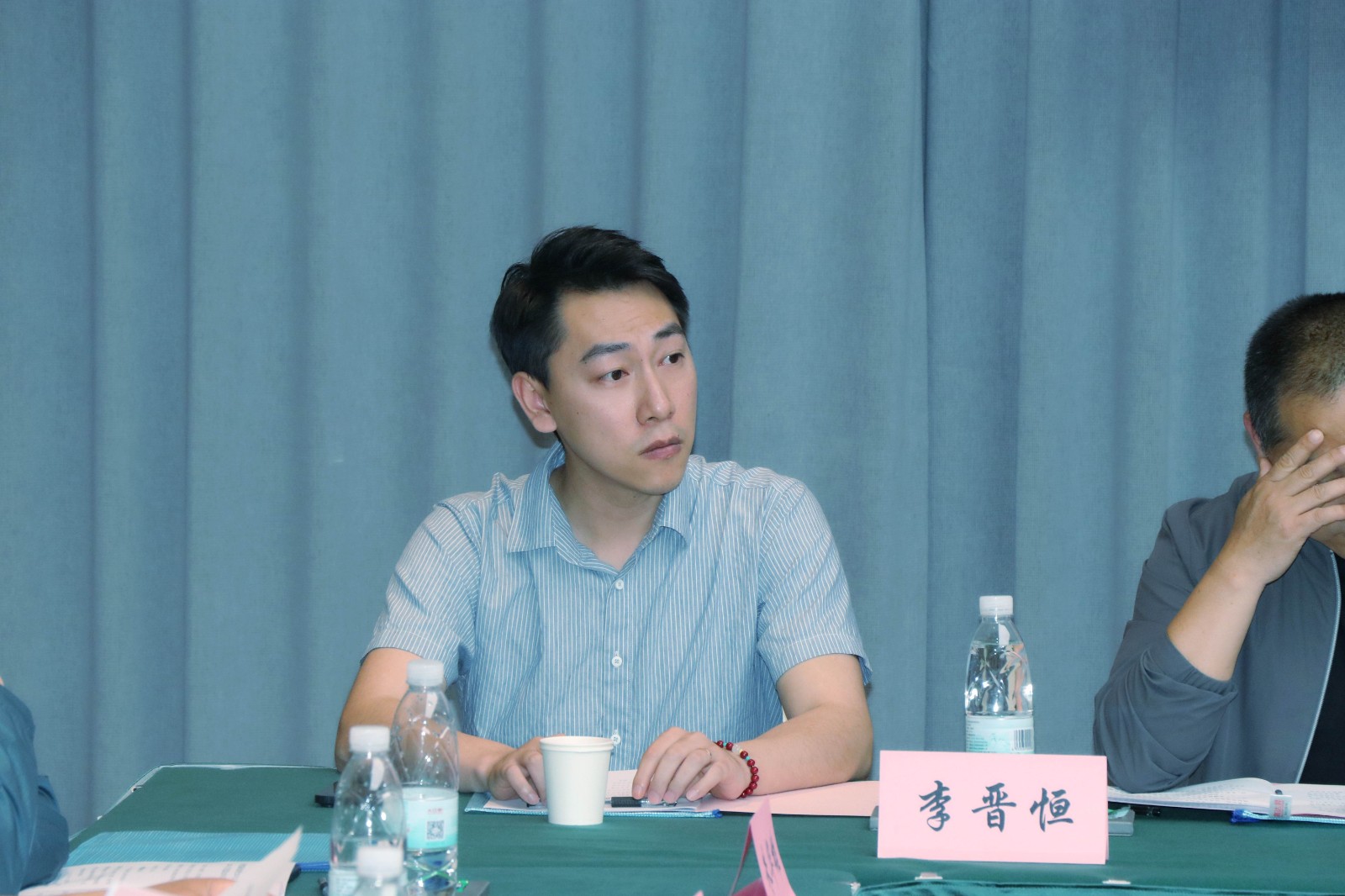 我司李晉恒總經(jīng)理參加南平市建筑業(yè)協(xié)會(huì)第八屆第十次常務(wù)理事會(huì)暨會(huì)長(zhǎng)辦公會(huì)議